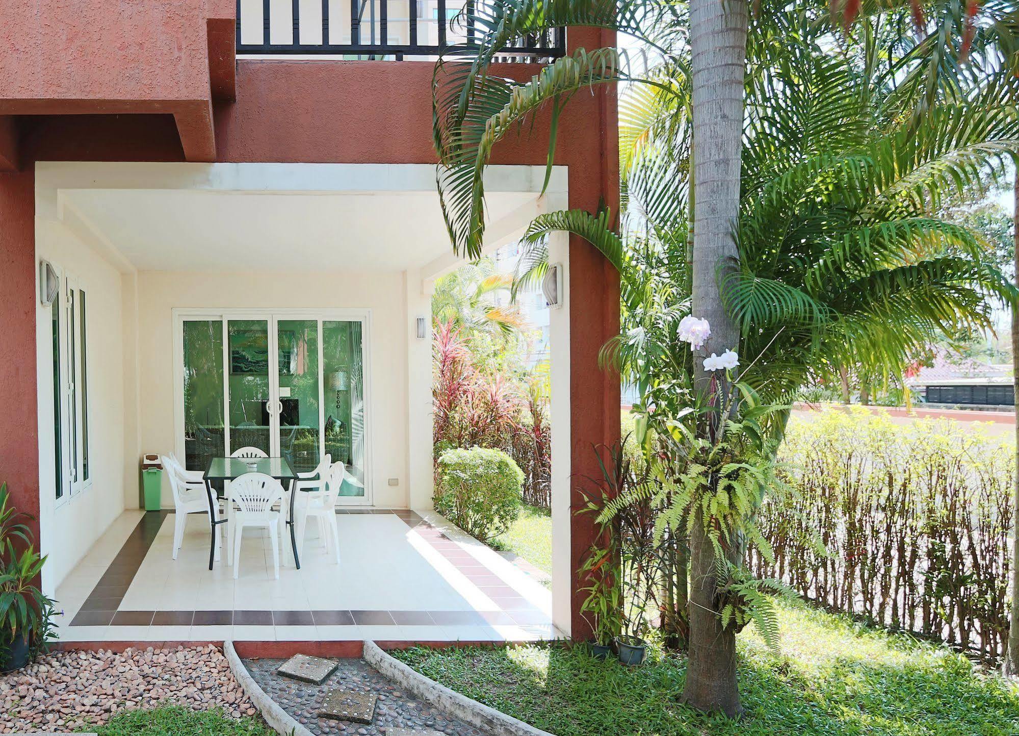 Arabella Villas Pattaya Exterior photo